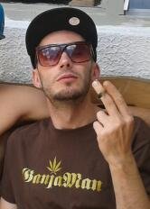 Dancehall deejay // miembro fundador de la DirtyDansall Crew // El Flakito de Baraka // check & download my music here:  http://t.co/rXIHsGaxSq