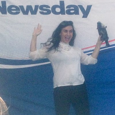 Nicole Fuller on Twitter: "VIP parking for POTUS visit in Brentwood…