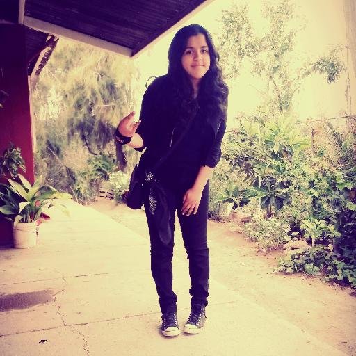 Hola!!...  Tengo 13 años y me gusta mucho el Rock y el Metal....   Ademas soy Otaku...  lml