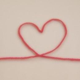 kokoro_speech's profile picture. 元気が出たり、前向きになるような、心に響く言葉をお届けします。あなたの心に響きますように☆心にグッと来たら、フォローやRTお願いします(^-^)