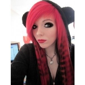 Hello, i'm Lilly, Daryl Dixon's sister, i'm 5'7, and i'm 19. (RP; 18+; Bi)