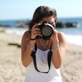 Home and family first. Photography, nature and films enthusiast. Always looking up at the stars to admire how they shine. Go outside, it's a beautiful world!
