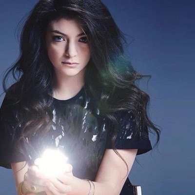 A 16 year old shapeshifting alien under the care of The Doctor. The last of my kind due to the Time War. Some secrets I will take to my grave. [Doctor Who RP]