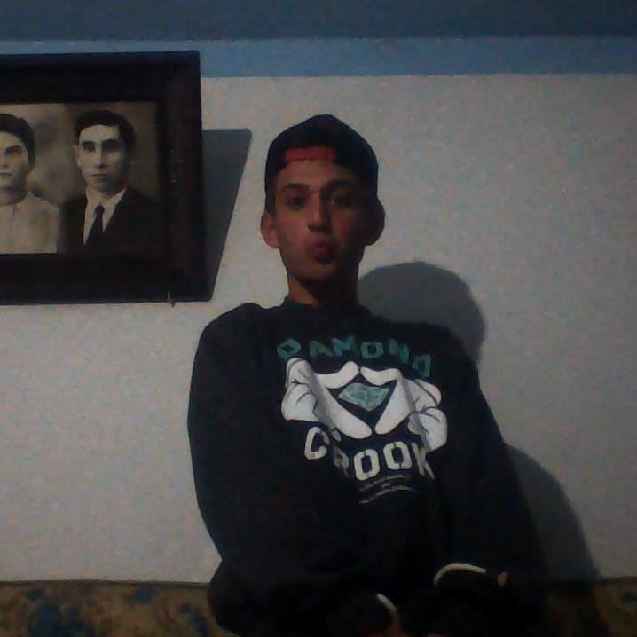 sigam me aqui http://t.co/BEUXvCiJ2I   http://t.co/uEWhvlIwUj https://t.co/HdkK5X1n4Z & https://t.co/ujUe1UL6F6
