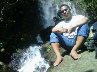 Gw Anak Madridnista!!!
Loe gakk suka,fight lahh yuuk!!!