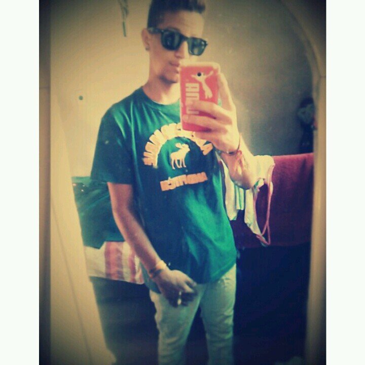 whats 03898904811