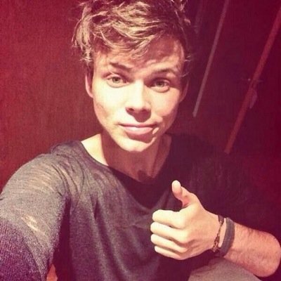 @fab_5sosx @fab_5sosx @fab_5sosx