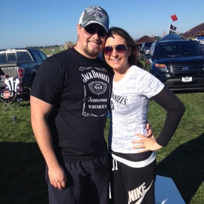 arnoldal's profile picture. I like cheap wine and reality tv.