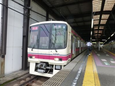 京王線撮り鉄です！愛車は京王８７１３Fだよ（笑）フォロー宜しくお願いします！高校生NikonD7100で撮影なう（・ω・）鉄道研究部に所属一眼レフで撮影してる京王マニア