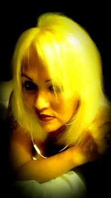 jackieglaid's profile picture. 