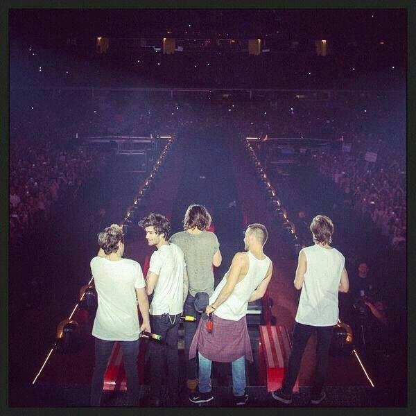 LALALALALALA #Directioner #CriaturitaDelSeñor *-*