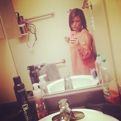 aengland0213's profile picture. Love is patient, love is kind. It does not envy, it does not boast, it is not proud. It does not dishonor others, and it is not self seeking- corinthians 13:4