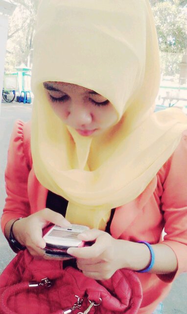 Tak pernah dapet kebahagiaan yg hakiki,bahagiaku orangtuaku :) :*