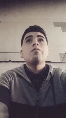 Soy igual que tu ... Con distintos pensamientos ,actitudes y pasatiempos :)