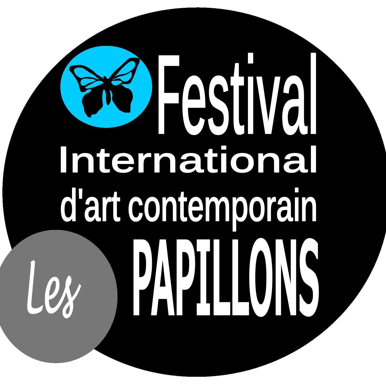 LES PAPILLONS Festival international d'art contemporain à Carpentras
juillet août 
Plus de 200 toiles géantes dans le centre ville.