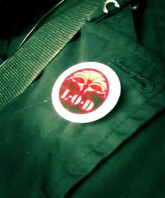 lairdofdarkness's profile picture. Born during a power cut in 1972, I'm a mess of eyeliner and spraypaint who trains cats to dance. I can also run in stillettos when required.