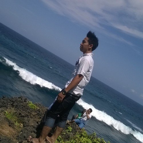 AgusTulus22's profile picture. J,...o...m..b...l...o... 7eab4ebe