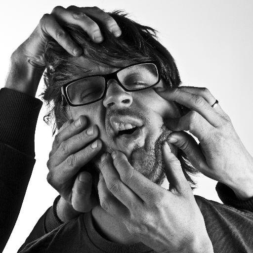 Designer/Infographic Journalist at VG. Drummer in Kambodsja.