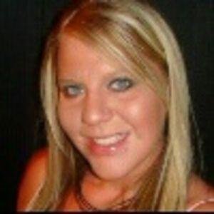 i3utterflieskis's profile picture. 