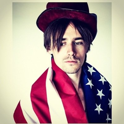 OFFICIAL ITALIAN TEAM for @reevecarney, american singer-songwriter and actor. / currently playing Dorian Gray in Penny Dreadful / he favourited my tweet -