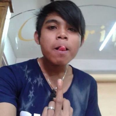 PesekArifin's profile picture. 