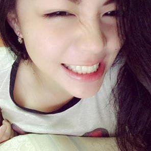 JennyRednet's profile picture. 