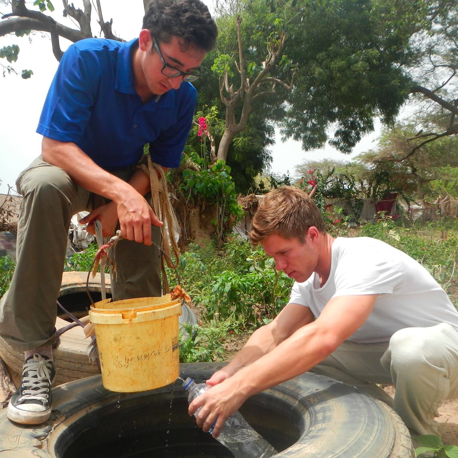 Sustainable and Ecological Water Treatment Disciple
Director of Educational Programs - Agua Inc
Physiotherapy and Environment Student
Gambia-dweller