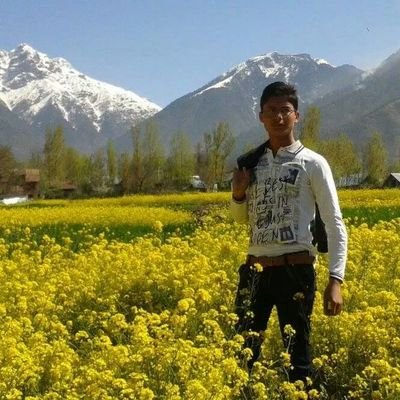 parvezansari322's profile picture. 