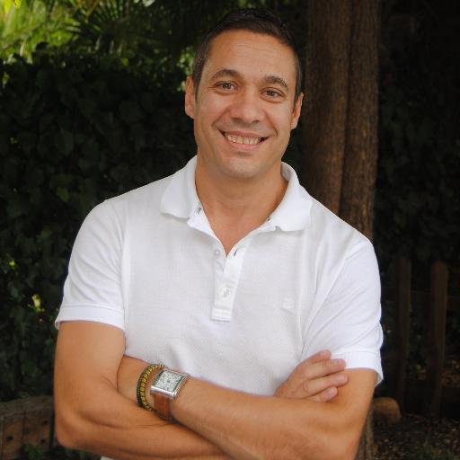 pilatesspring's profile picture. Una nueva forma de practicar Pilates, ideal para clases grupales con la máxima funcionalidad, el menor coste y el mínimo espacio al anclarse en la pared.