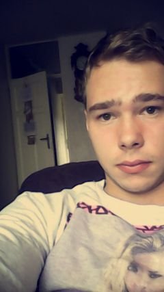 Aufie22 Profile Picture