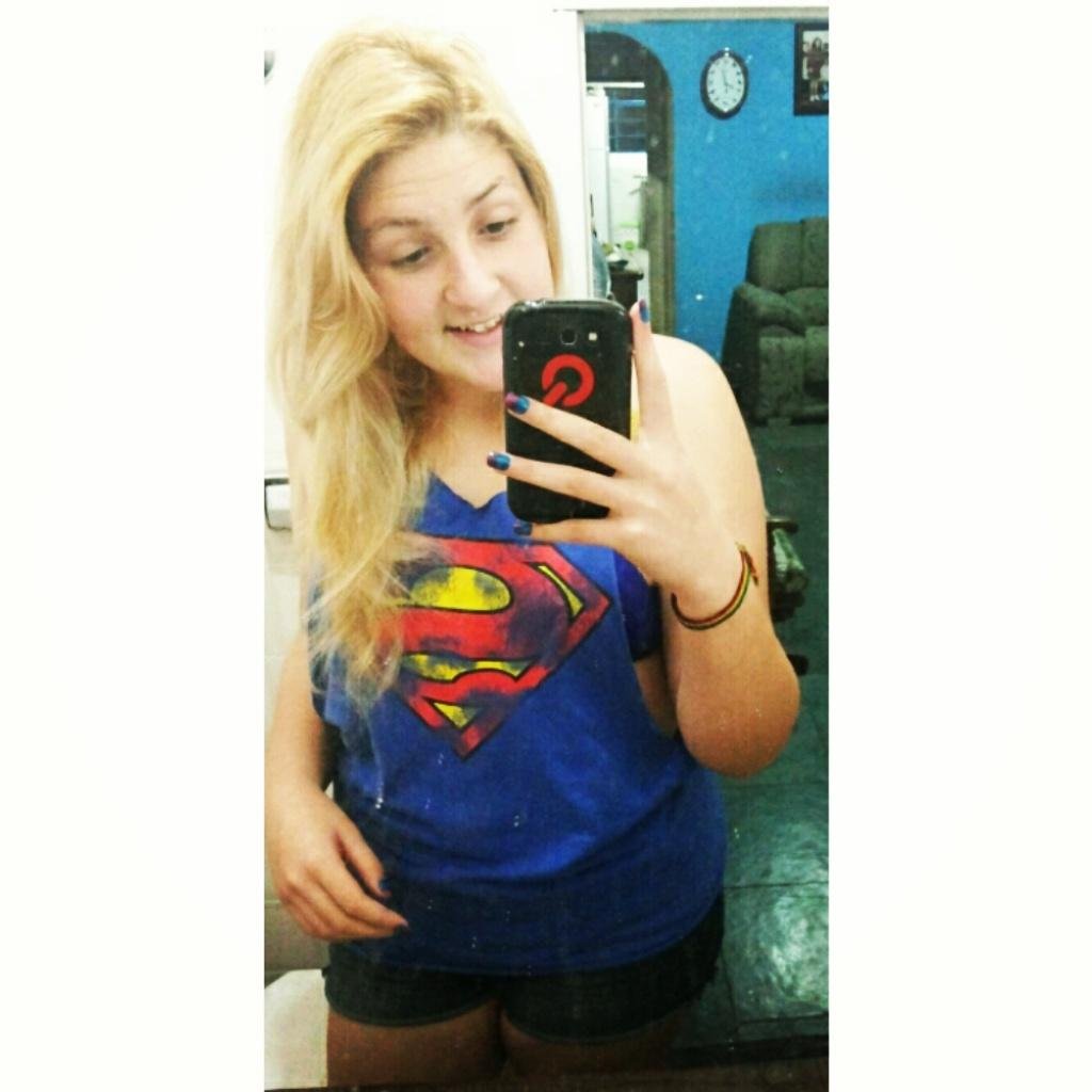 @dodo2ds  te amo ♥ https://t.co/kgmvVlsHsr          http://t.co/myXIDhevdS