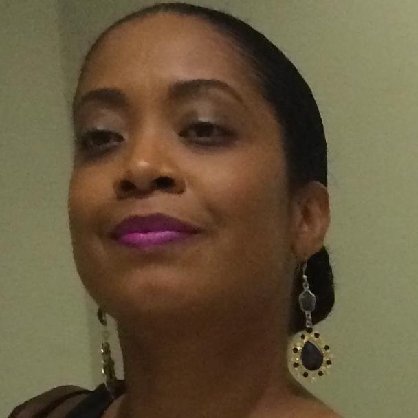 Naturalist, Herbalist, Love Vintage Remedies.  Cake baker/decorator. Perfumes, Fashion&Makeup...  Blessed with an amazing son.