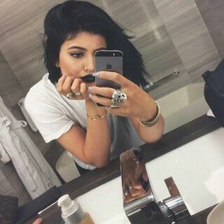 Diem I'm bored.