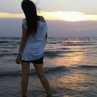 samiramalak2's profile picture. 