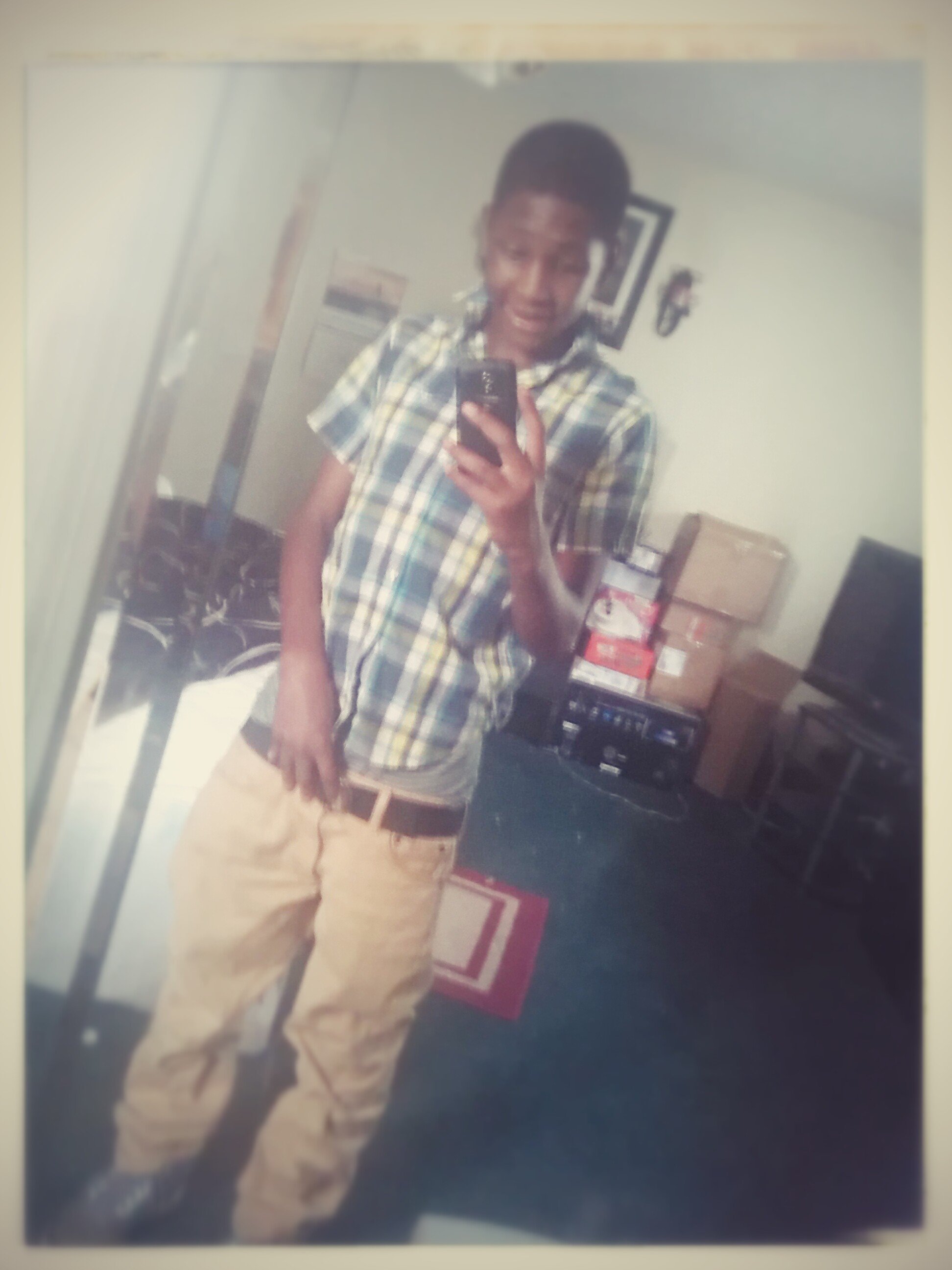 im a acter, hiphop dancer,and a singer acting is my life so please book me i do comedy and more shows  book me please in live in winter haven florida booking