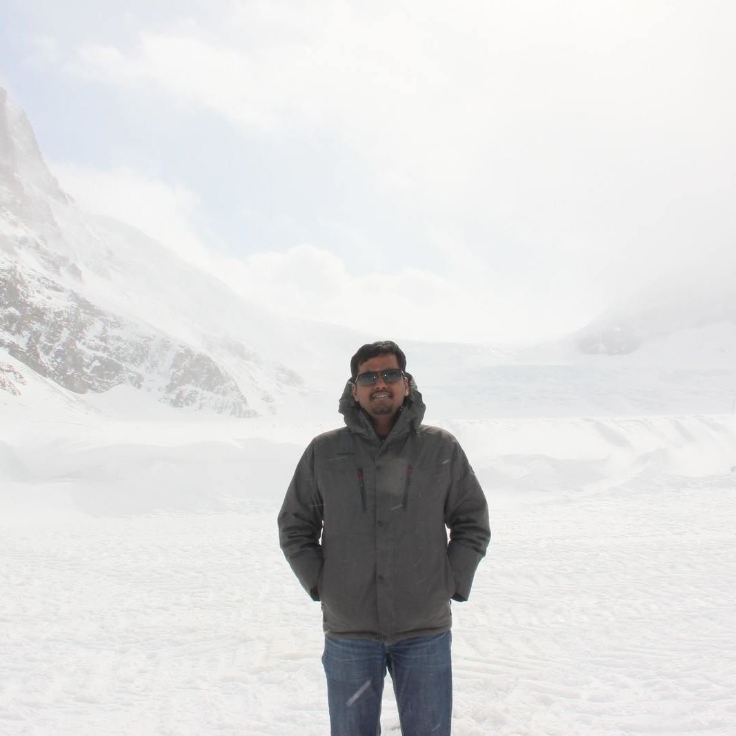 Vege Globetrotter; extremely passionate about Technology, Analytics, Photography, Dancing & Cooking! @SchulichAlumni; a sucker for life & beauty in all forms!