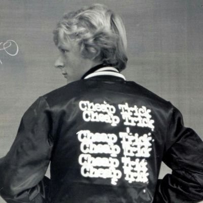 peterbrown771's profile picture. 