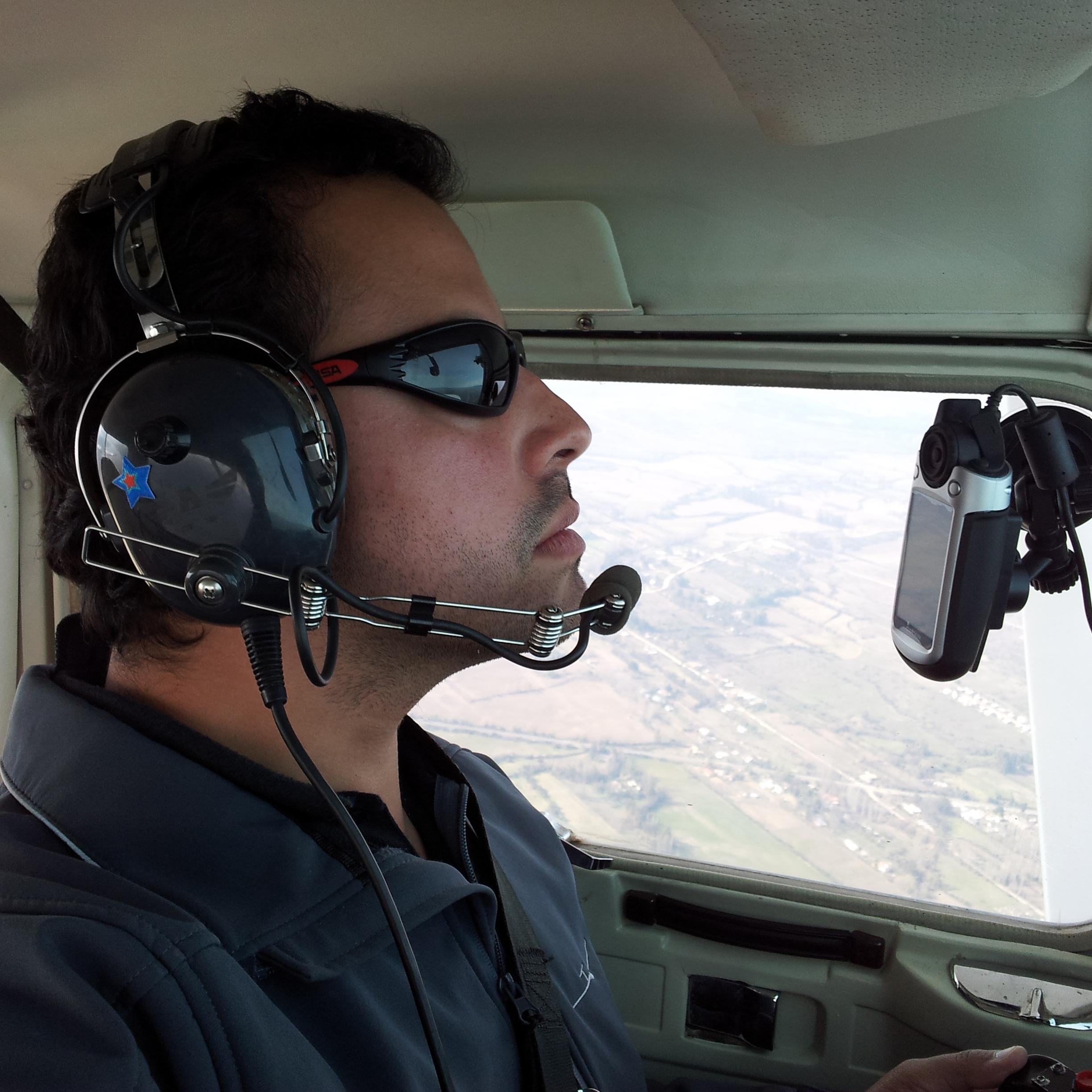 luisleighton's profile picture. Unemployed Airbus Driver