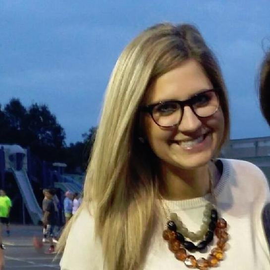 @NDFootball fan. Adam Sandler movie junkie. Self-proclaimed nerd. Pink peony obsessed. @ohiou #Bobcat alumna. #PR pro.