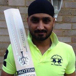 hello friends I'm akshay, am die heart fan of my lord Harbhajan Singh, Lucky & Crazy Fan ;p