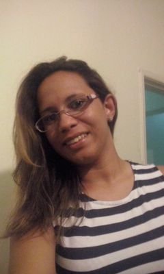 Sou apenas uma adoradora que busca seguir os caminhos que Deus a cada dia trilha para mim.