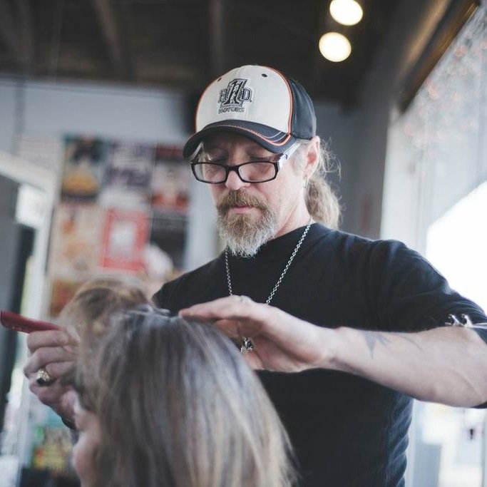 wetstudio's profile picture. Top Salon in Austin 2014. Best Salon with the coolest people every year.