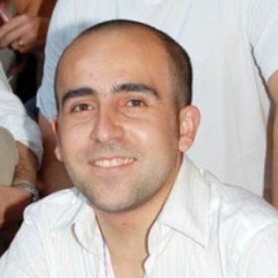 Ejecutivo trilingüe con sólida experiencia profesional internacional en el ámbito de la gestión de personas, áreas de análisis de información