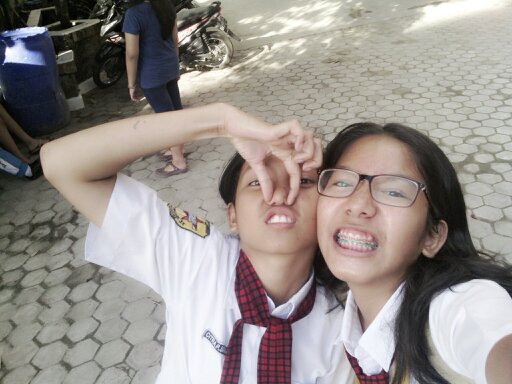 BT JHS || VIII-A1 || Girl || 21-12-2000 || Yellow || Blue || Teenage || Smile :)