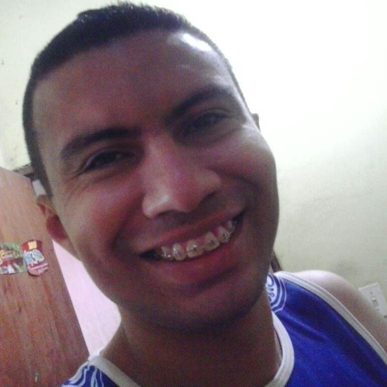 Sou Uma Pessoa Extrovertido e Alegre.....

https://t.co/ErcvQg0qBV…