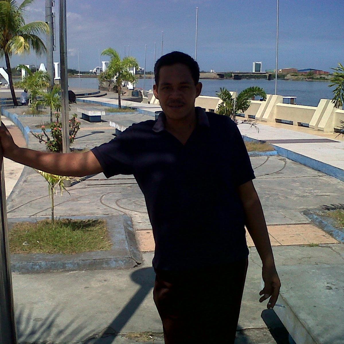 I m markus ,,, I was born 30 years ago in celebes,,hemm no comen else...