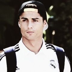 lgusantos's profile picture. 