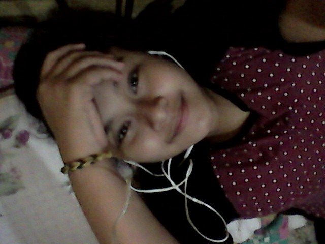 AnisSyifaa203's profile picture. 