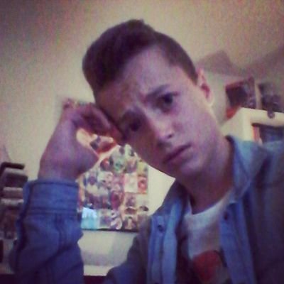 abonnes toi.Je follow tous ce qui me suive