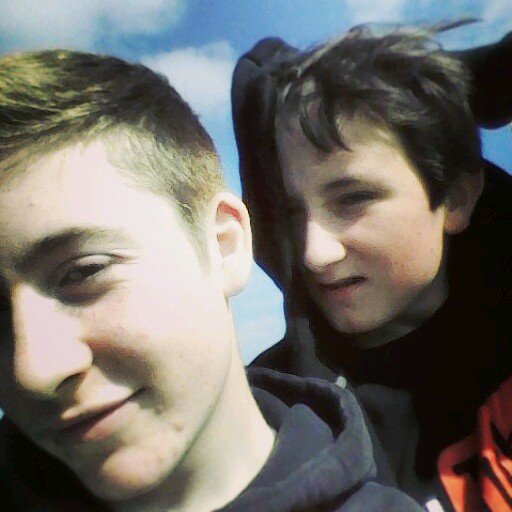 ButinOblivious's profile picture. life is dissapointing get over it